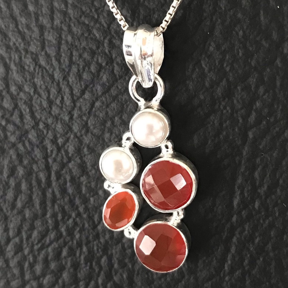 NWOT NATURAL HONEY ONYX faceted cut GEMSTONES PEARL 925 Sterling Silver PENDANT